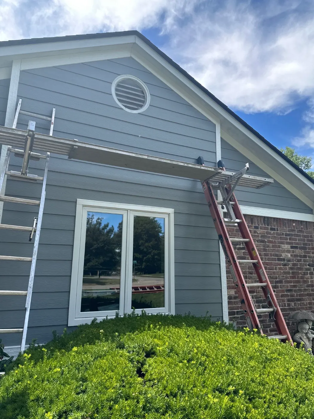 Tarping and dry-in on a Bargersville commercial roof